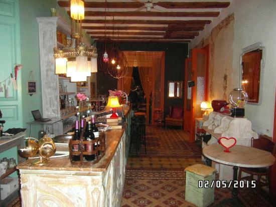 Candela Lounge & Bar